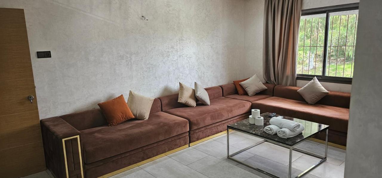 Appartements Rihana Family Only Tangier Bagian luar foto